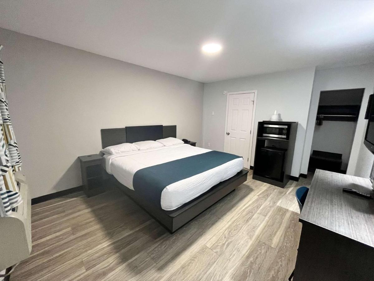 Motel 6 Williamstown Dış mekan fotoğraf